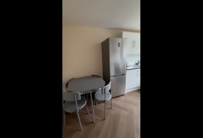 Refurbished 4 Bed House Share Cleaning Included Main Photo