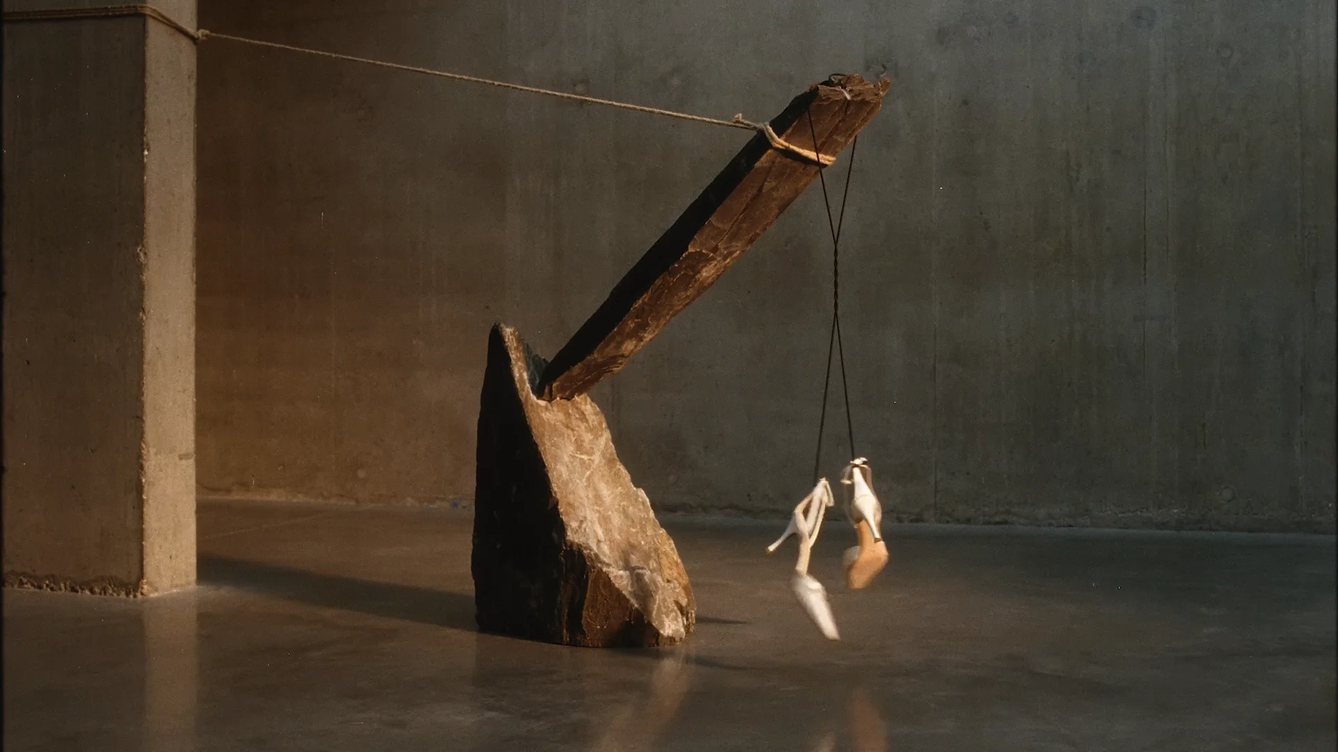 Motion — Lisa Jahovic, Mini Title 2025