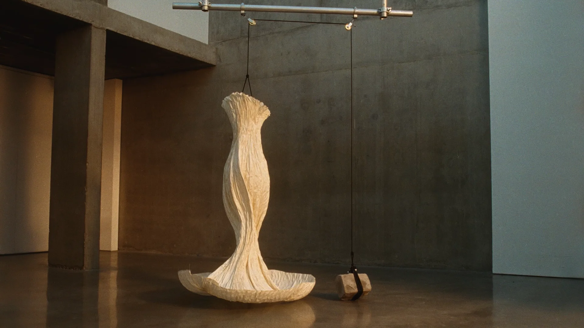 Motion — Lisa Jahovic, Mini Title 2025