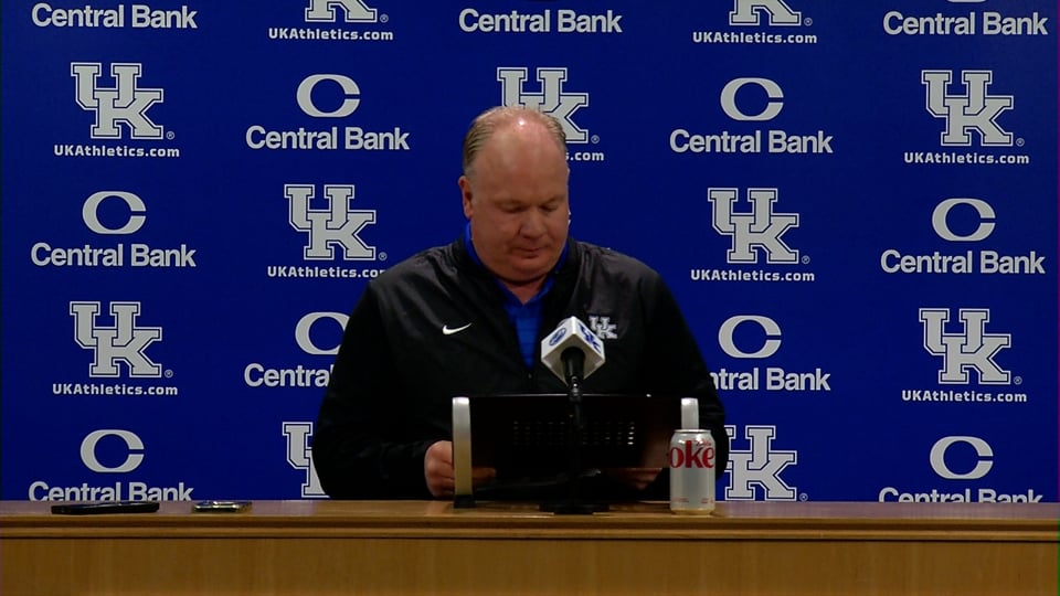 VIDEO:  Coach Mark Stoops Previews Kentucky-Auburn Game