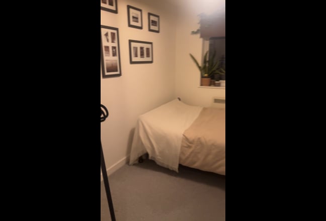 Double room  near city centre & station Main Photo