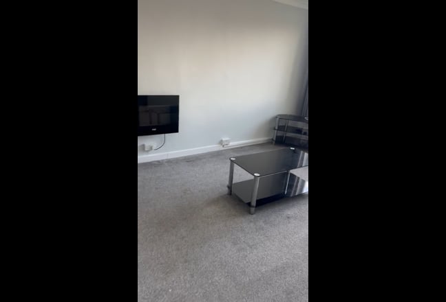 2 double bedroom flat Leamington Spa Main Photo