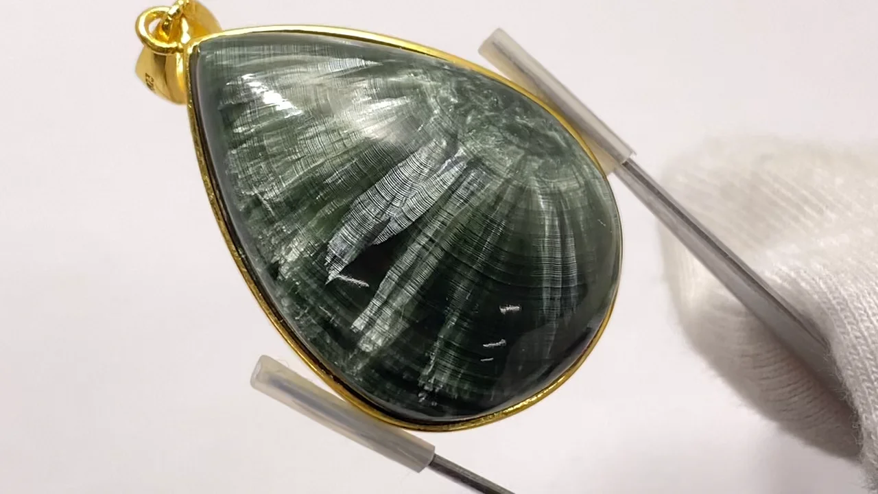 動画】【1点もの】セラフィナイトAAA ペンダントトップ 18KGP製 NO.19