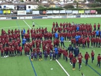 El FC l'Escala ensenya múscul amb els 350 jugadors i jugadores que té