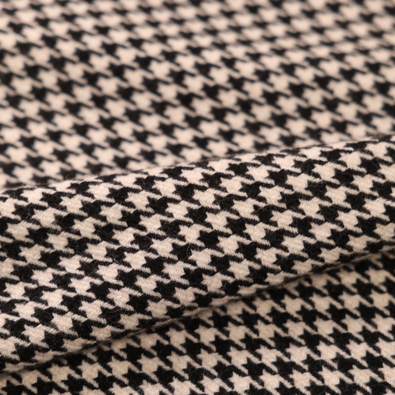 Vidéo: Tweed 100% laine - Pied-de-poule noir et blanc