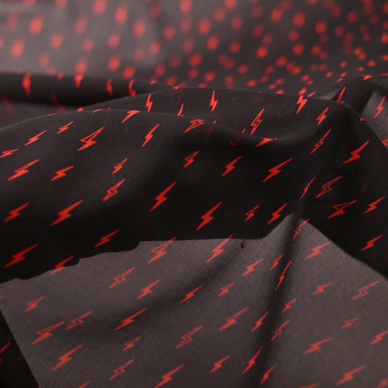 Vidéo: Georgette - Éclairs rouges