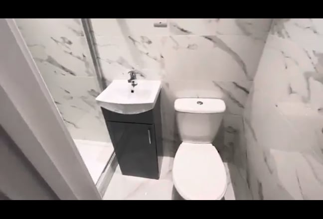 Video 1: Open Plan Living Room & Kitchenette