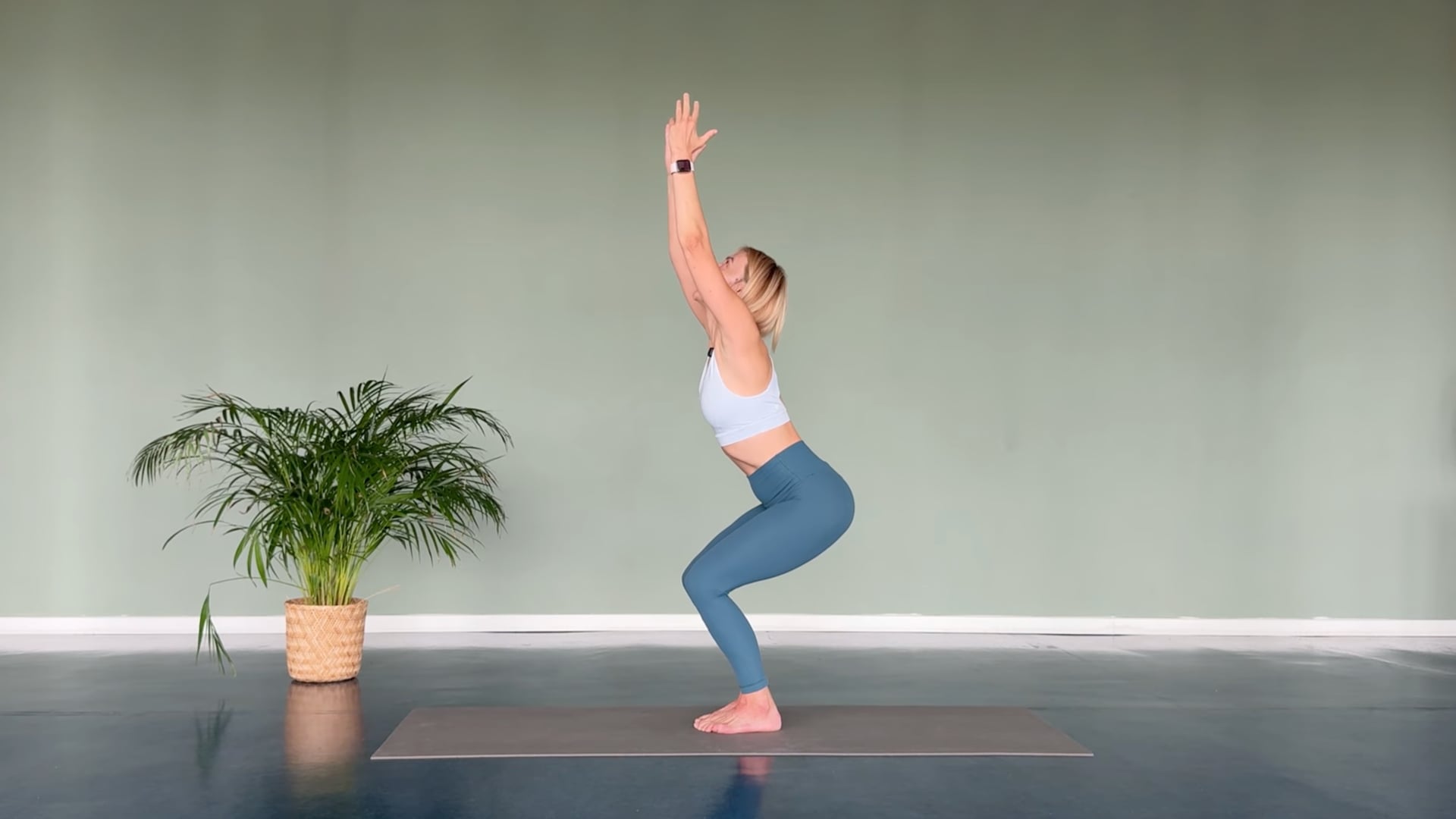 Уткатасана