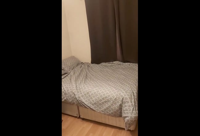 En-Suite room in luxury complex in Farrington Main Photo