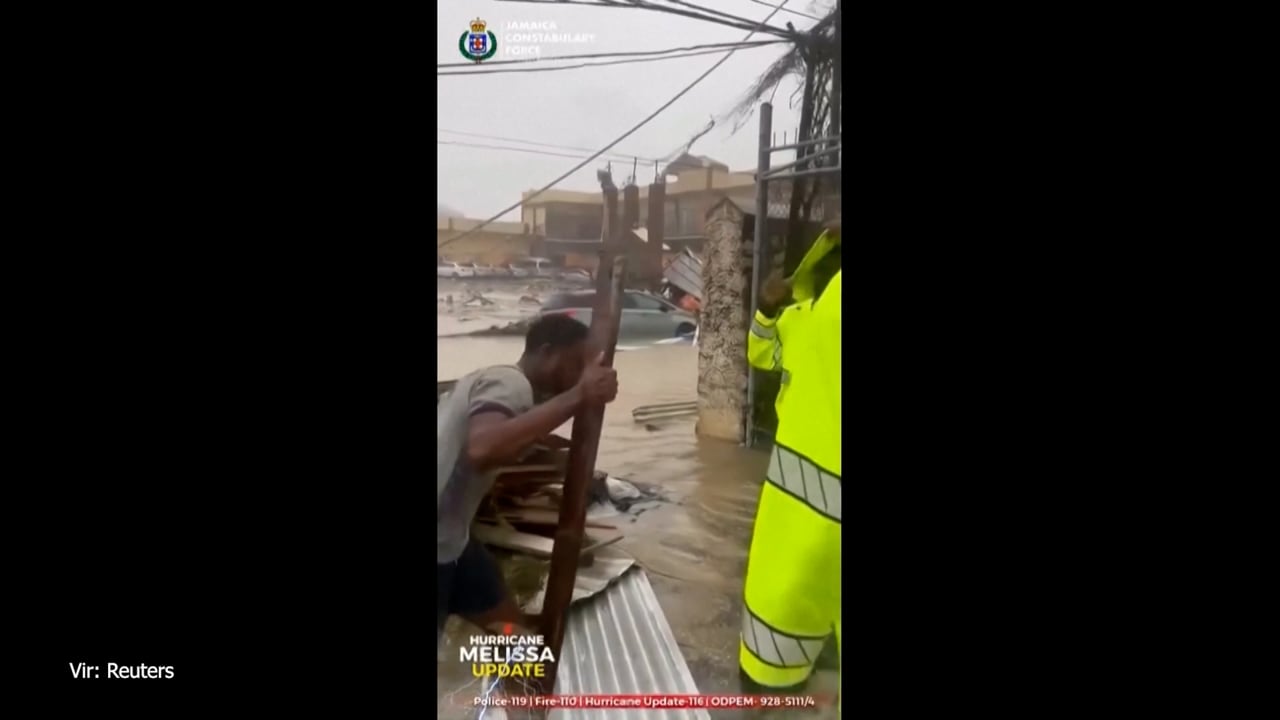 Katastrofa na Jamajki: orkan s hitrostjo 200 km/h zdaj grozi Kubi