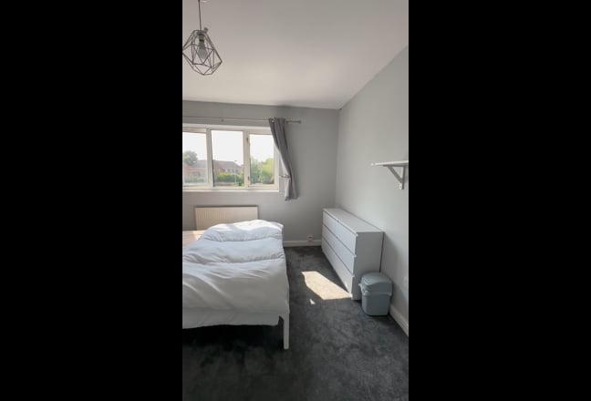 Master Bedroom for Rent – £475/month  Main Photo