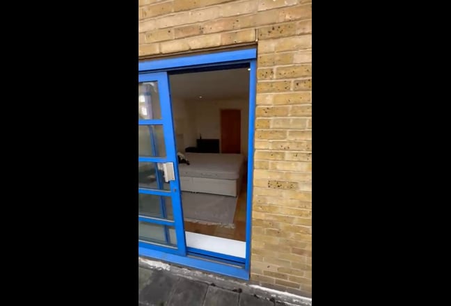 Ensuite-Double bedroom in Shoreditch HS/Spitafield Main Photo