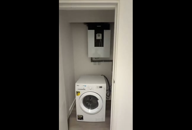 2 Bed Flat available in Woolwich Area Main Photo