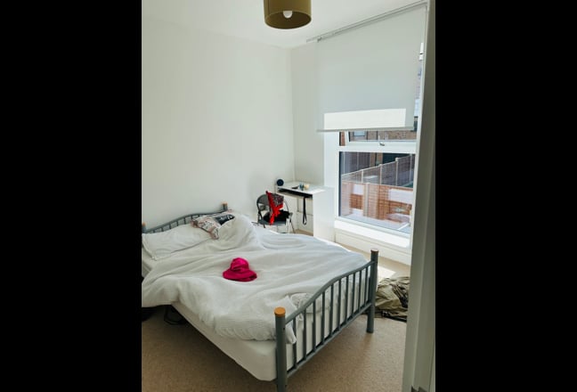 Neat room in new building Main Photo