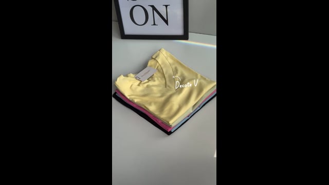 T-shirt Eudora - Gola V