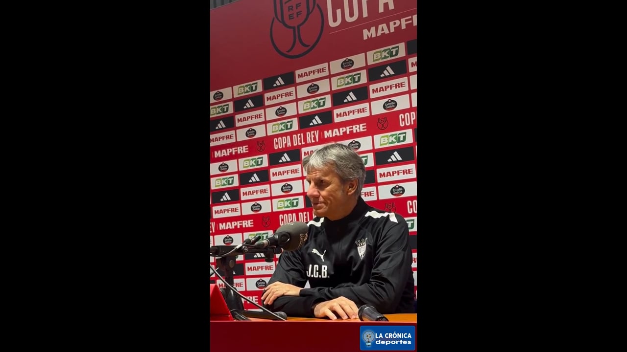 JUAN CARLOS BELTRÁN (Entrenador Utebo) Utebo FC 0-3 SD Huesca / Copa Del Rey / Fuente: Facebook Utebo FC