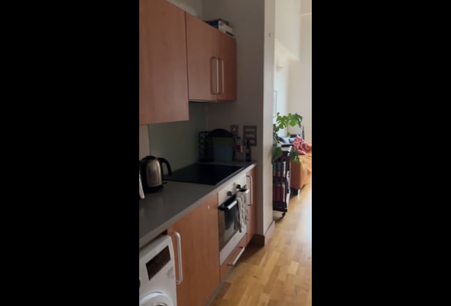 Double room, en-suite, lovely flat Main Photo