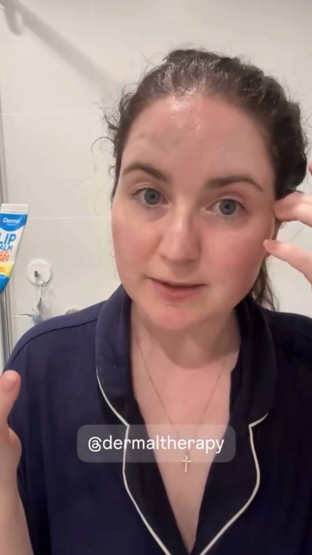 Lip Balm enriched with Manuka Honey