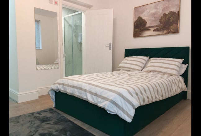 -✨New Ensuite Rooms - Next to Tube 🚶‍♂️!✨  Main Photo