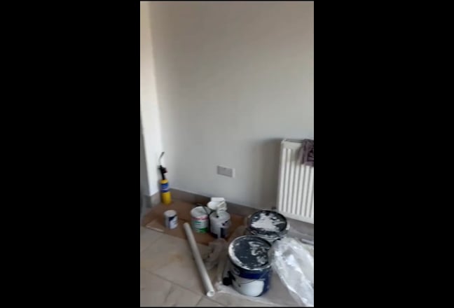 Modern ensuite – bills included Main Photo