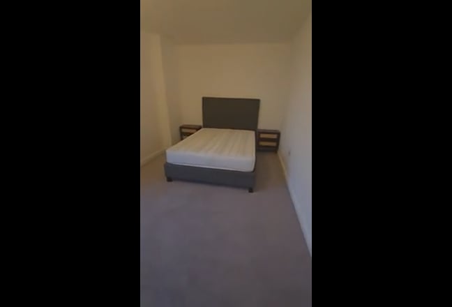 2 Bed 2 Bath Flatshare Main Photo