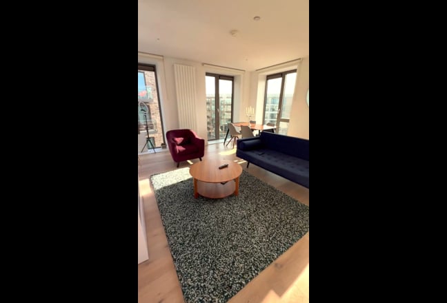 Luxury Penthouse Room with Private Bathroom Main Photo