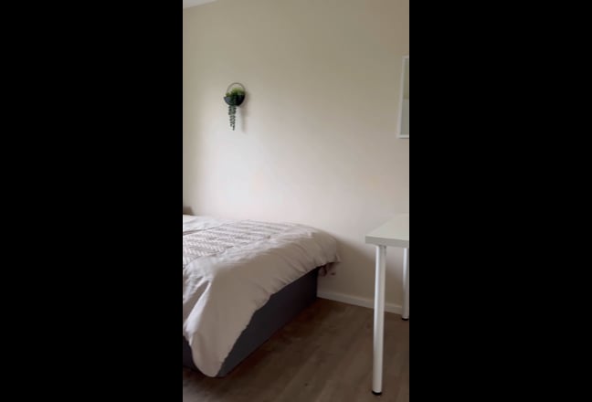 Modern All-Inclusive Flat Share in Vibrant Watford Main Photo