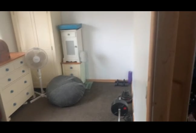 Double Room Available for Chill Person  Main Photo