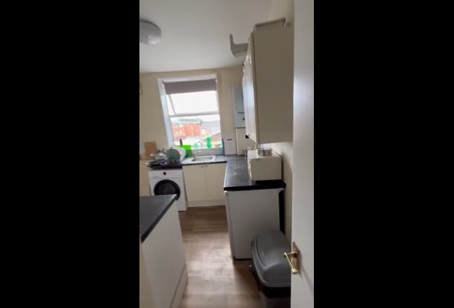 Double Room Available – Prime Location, All Bills  Main Photo