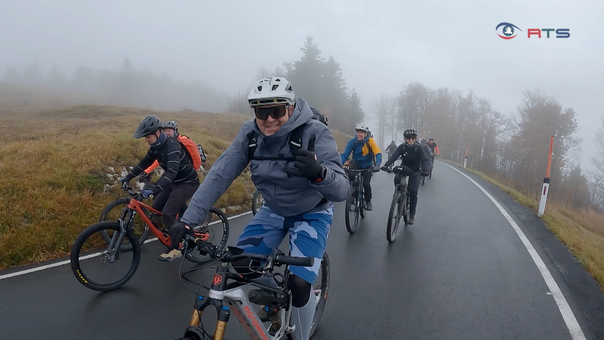 3-expedition-gaisberg-rund-300-wetterfeste-teilnehmer-bezwingen-salzburgs-hausberg