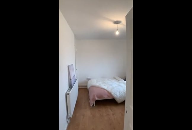 Cosy Room in London Fields available now Main Photo