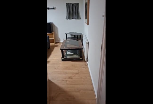 Room To Let NW2 Main Photo