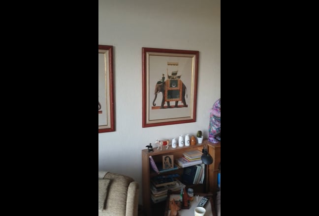 Devizes Rd, centre 1.5 miles R1/R10 buses, parking Main Photo