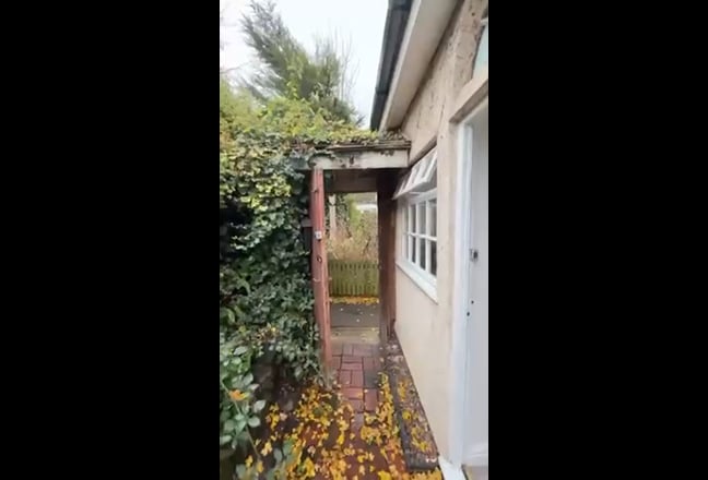 Self Contained granny flat with own access  Main Photo