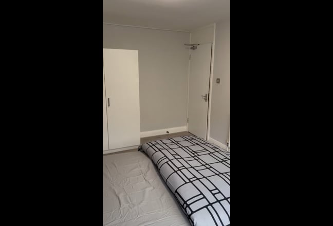 SO CLOSE SO NICE Main Photo