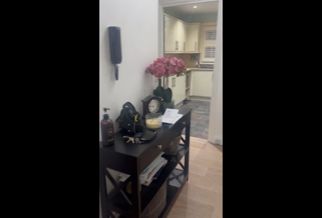 Double with “own” bathroom Main Photo