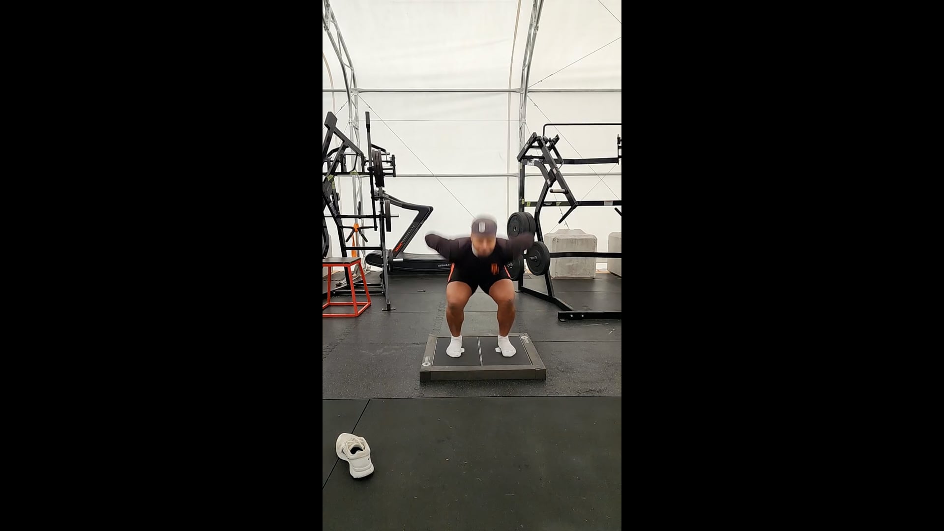 Watch micah awe's Vertical Jump: 20 inches