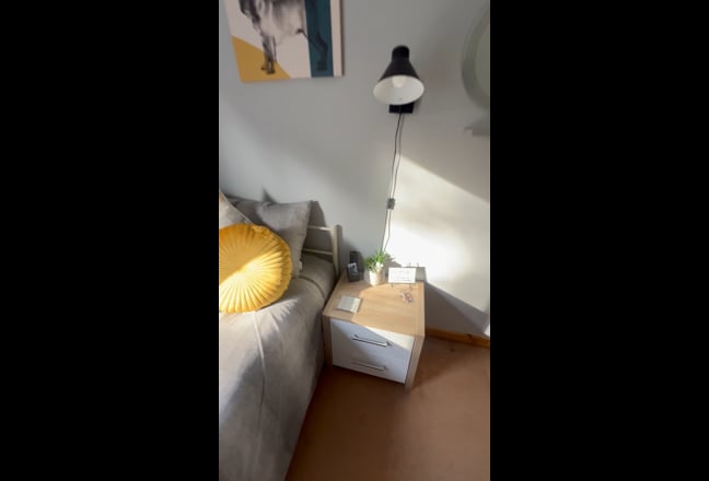 Single room available £550 pm Main Photo