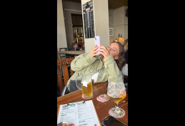 Large double room in friendly houseshare Main Photo