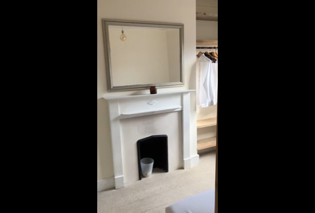 Double Bedroom for Rent in a Bright 1-Bedroom Flat Main Photo