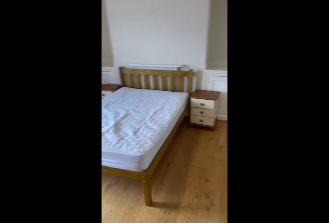 Big double room/Weston/Bath/free on street parking Main Photo
