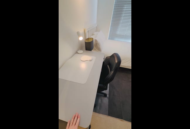 🌟 Double Room Newton Leys – Bills Included Main Photo