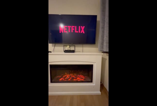 🌿 Spacious Room in Friendly Family Home Main Photo