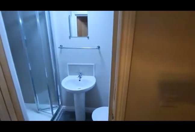 Rooms in Doncaster - Elmwood Avenue Woodlands Main Photo