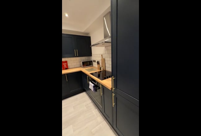 PRICE DROP Luxury living Studio rooms in DE24 Main Photo