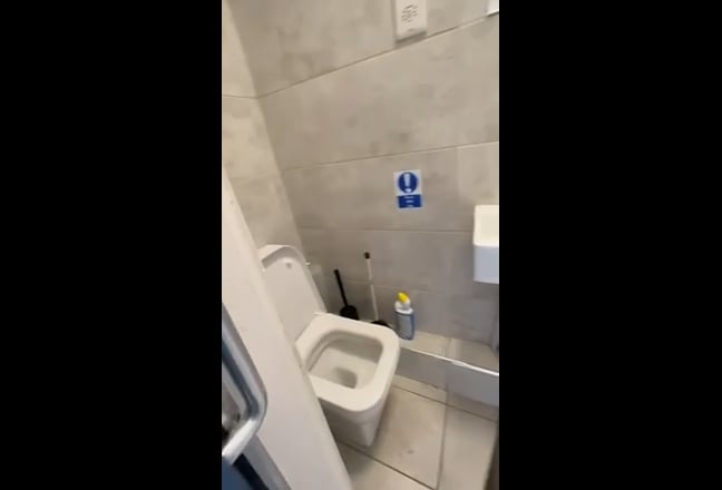 Room in Camberwell Main Photo