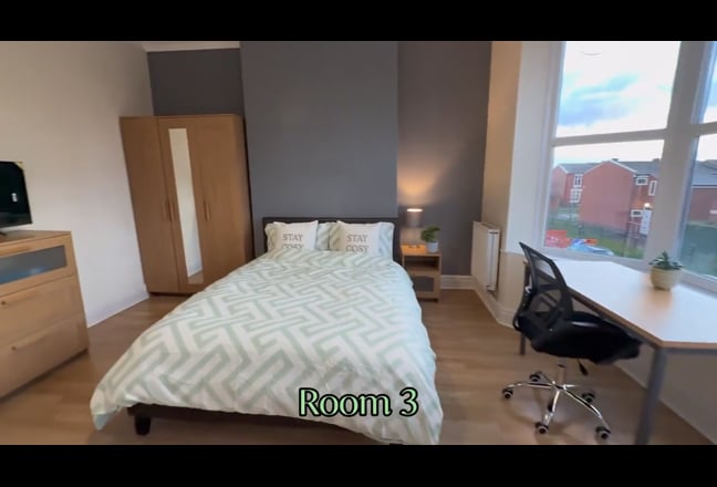 6 Double Rooms Available - Minutes from Oxford Rd Main Photo