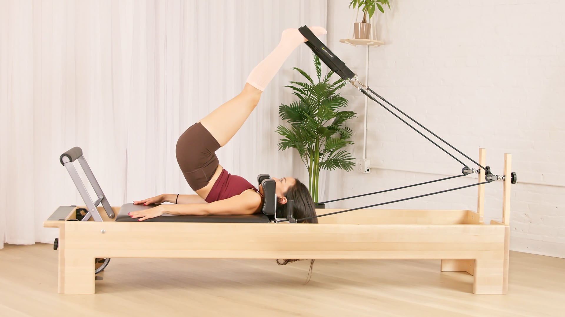 10 Minute Feet and Straps Flow with Kay