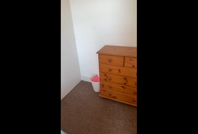 Ensuite Room based in Yeovil town  Main Photo