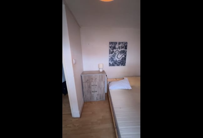 Spacious Double Rooms – All Bills Included | Main Photo